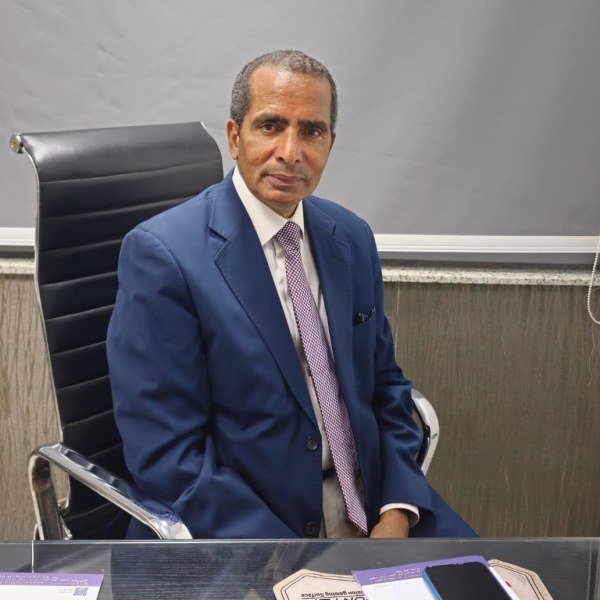 د. عزت شعلان