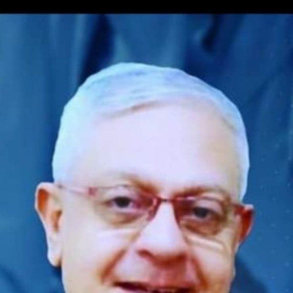 د. يسري عبدالغفار